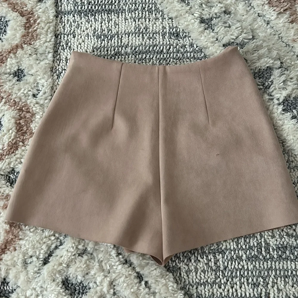 ShowPo Suedo Skort - Picture 5 of 5